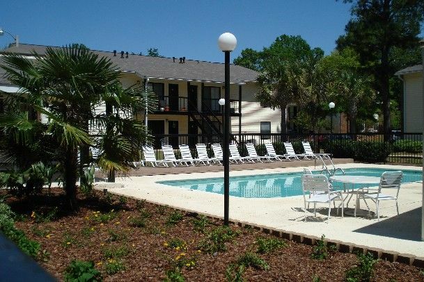 Courtyard By Marriott Auburn Hotel Exterior photo
