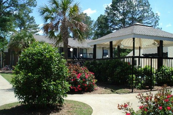 Courtyard By Marriott Auburn Hotel Exterior photo